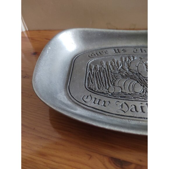 Vintage pewter serving tray Wilton ARMETALE "Give us This Day Our Daily Bread" - Picture 3 of 8